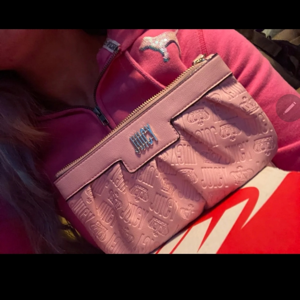Juicy Couture wristbag